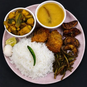 সাদা ভাত, ডাল ভূনা, রুইমাছ ভূনা রন্নাবাটি কিচেন